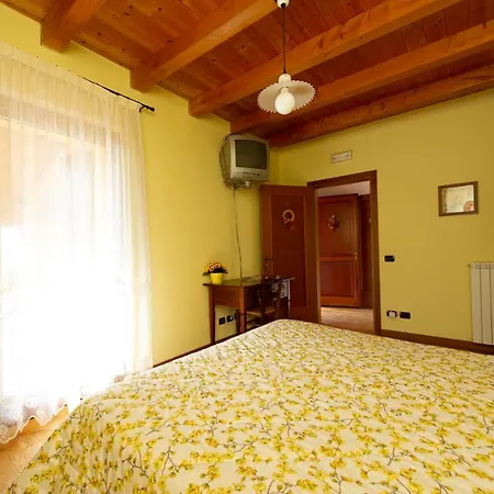 Farm stay Lis Rosis Medea